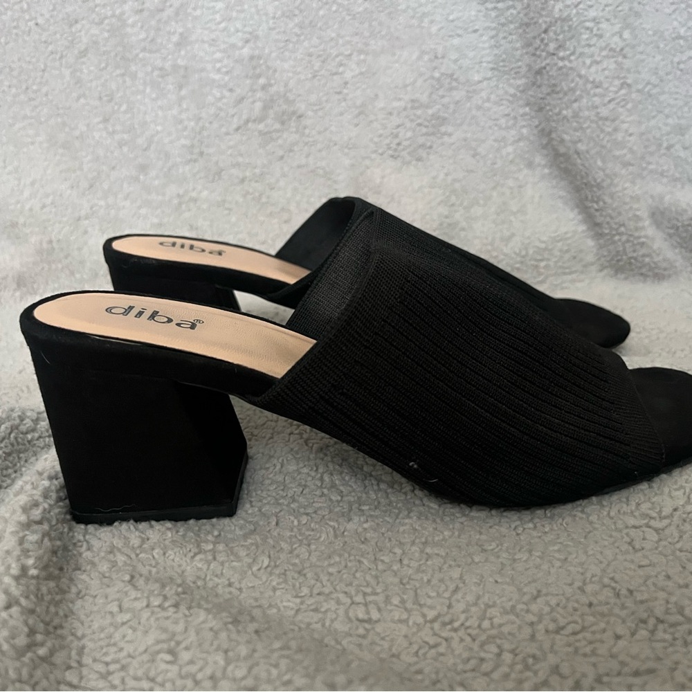 Chunky sandal heel